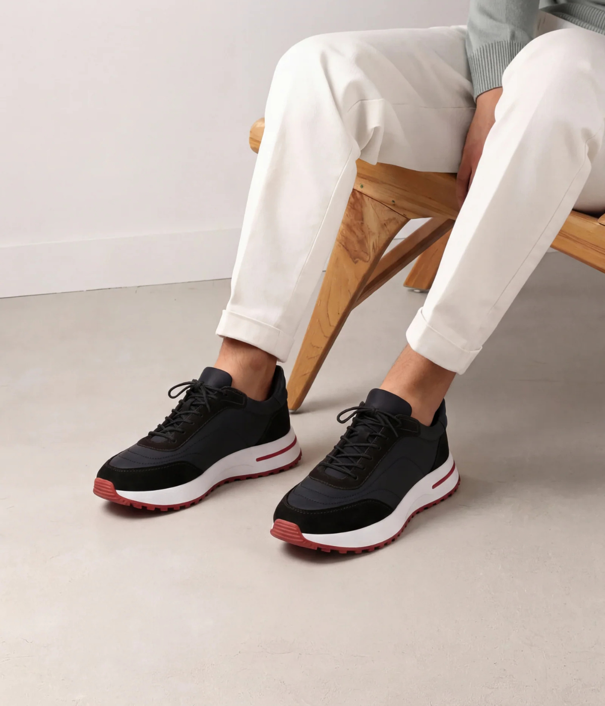 The Bellagio Runner — Black — image 4