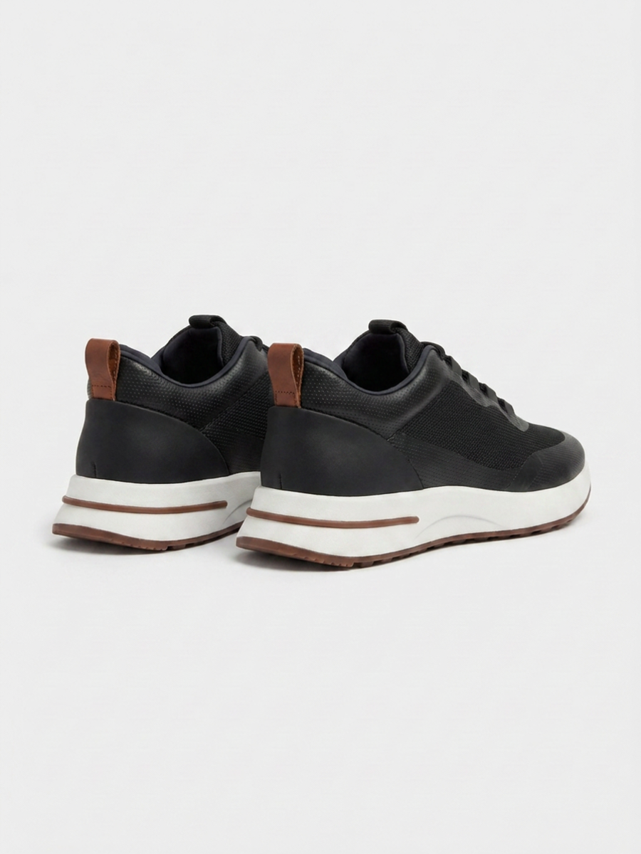 The Taormina Runner — Black — image 3