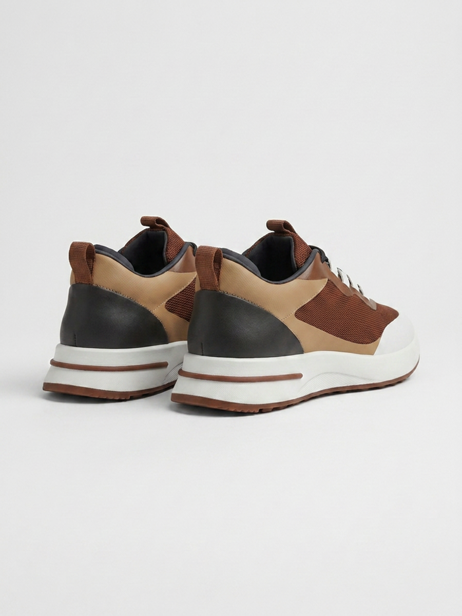 The Taormina Runner — Deep Black — image 4